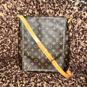 Louis Vuitton Musette Salsa GM crossbody